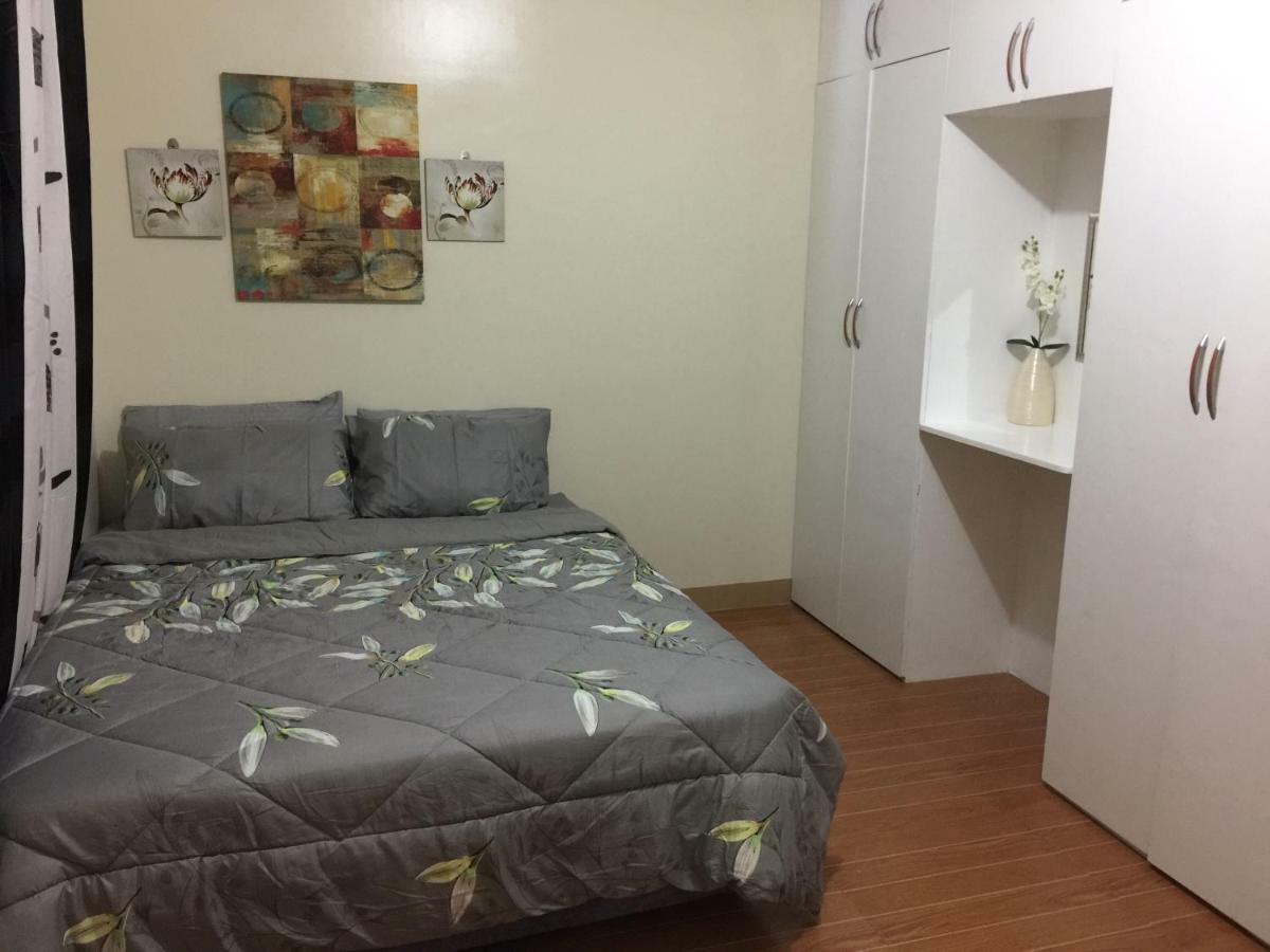 Estilo Apartment 2-Storey Clarin  Exterior photo